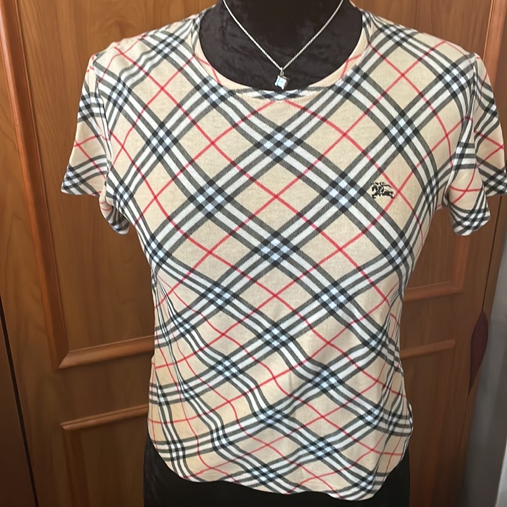 Soldā¤ļøAuthentic Burberry Check T-Shirtā¤ļø - Picture 1 of 17
